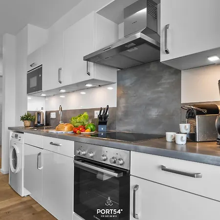 Portus, App 17 * Olpenitz